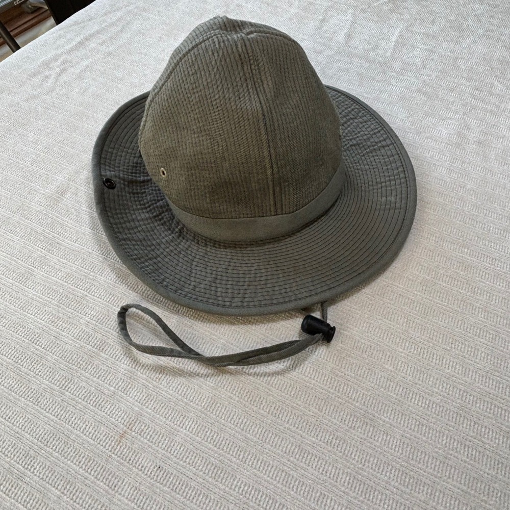 Columbia Sportswear Vintage Boonie Hat Olive Green Made in USA Small Snaps Strap